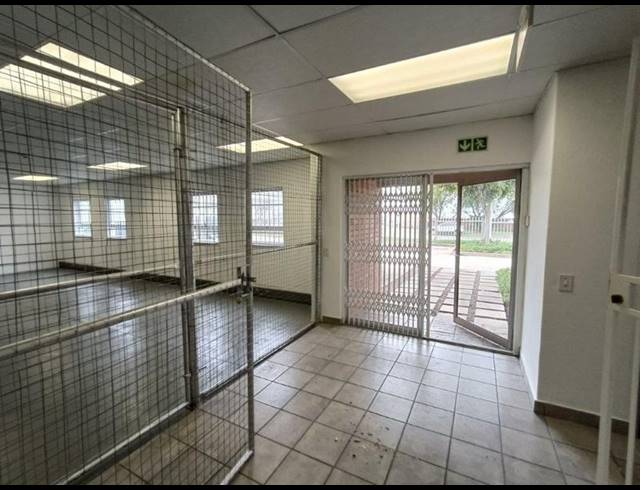 INDUSTRIAL PROPERTY TO RENT IN STORMILL